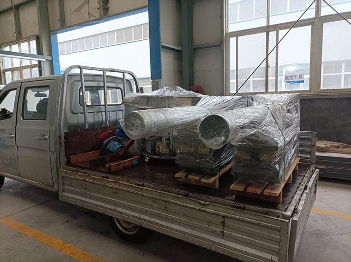 電磁給料機、旋振篩、電機等發(fā)貨